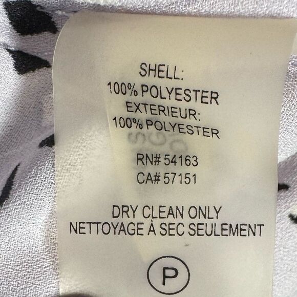 Ivanka Trump lavender white and blue floral short flutter sleeve top size small - Picture 7 of 8